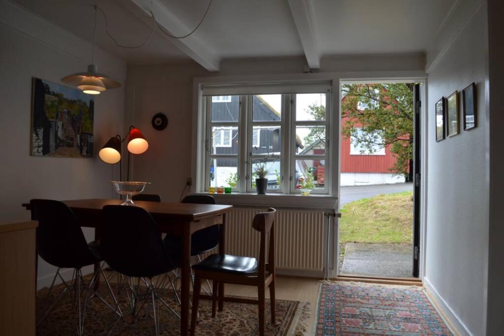 Вилла Cosy House In The Heart Of Торсхавн Экстерьер фото
